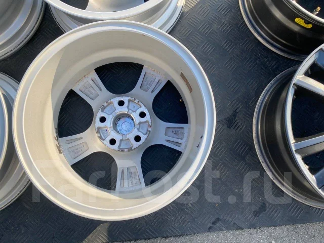 Violento. 6.5x16", 5x114.3, ET38, �� 60,1���. ����