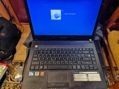 eMachines D732ZG-P612G25Mikk. 14", 2����, ��� 4 ��, WiFi: 1 ����