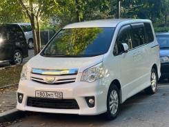 Toyota Noah. ��������, 4wd, 2.0 (155��.�.), ������, 174 000����. �� ����