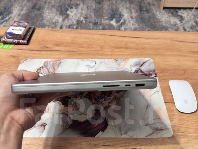 Apple MacBook Pro 14 2021. 14.2", 8����, ��� 16 ��, ���� 512���, WiFi: 1, Bluetooth: 1, ����������� �� 17��. ����