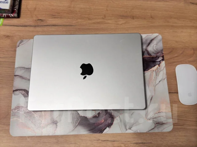 Apple MacBook Pro 14 2021. 14.2", 8����, ��� 16 ��, ���� 512���, WiFi: 1, Bluetooth: 1, ����������� �� 17��. ����