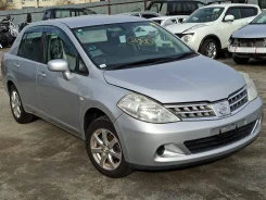 Nissan Tiida Latio. SC11, HR15 ����
