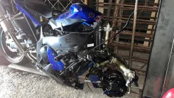 Yamaha R1 ����
