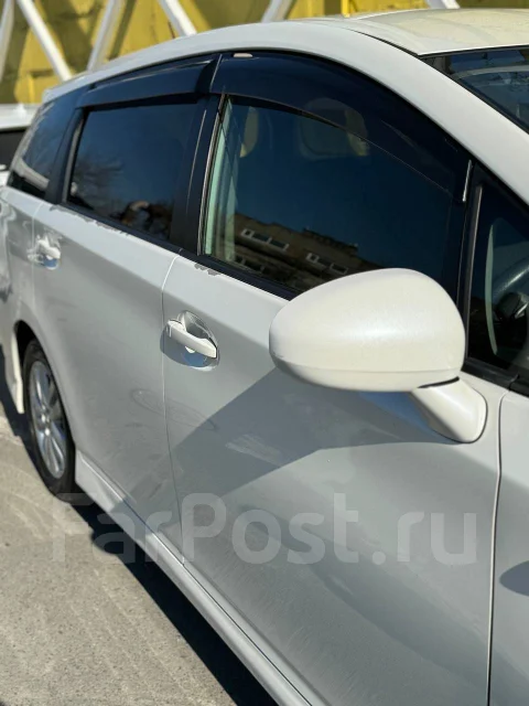 Toyota Wish. ��������, ��������, 1.8 (144��.�.), ������, 146����. �� ����