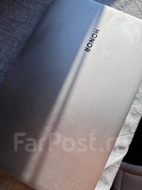 Honor MagicBook X 16 Pro. 16.1", 3����, ��� 16 ��, ���� 512���, WiFi: 1, Bluetooth: 1, ����������� �� 5��. ����