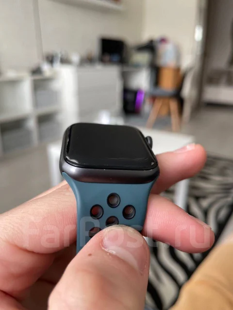 Apple Watch SE 2. GPS, NFC, IP67, IP68 ����