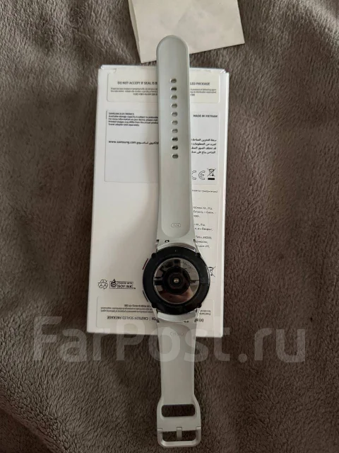 Samsung Galaxy Watch4 ����