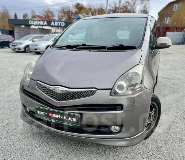 Toyota Ractis. �������, 4wd, 1.5 (105��.�.), ������, 136 000����. �� ����