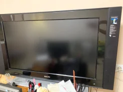 Philips. LCD (��) ����