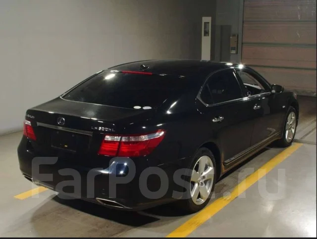 Lexus LS600hL ����