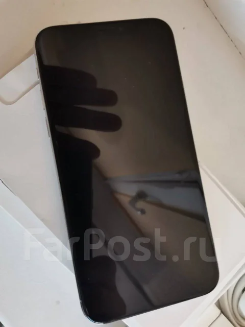 Apple iPhone X. �/�, 64 �� ����