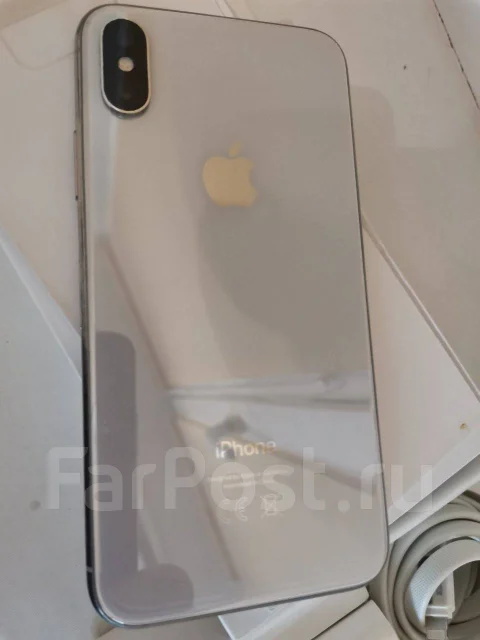 Apple iPhone X. �/�, 64 �� ����
