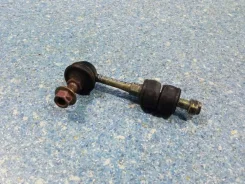 ���� ������������� Mitsubishi Airtrek, ����� ������ MR403771 ����