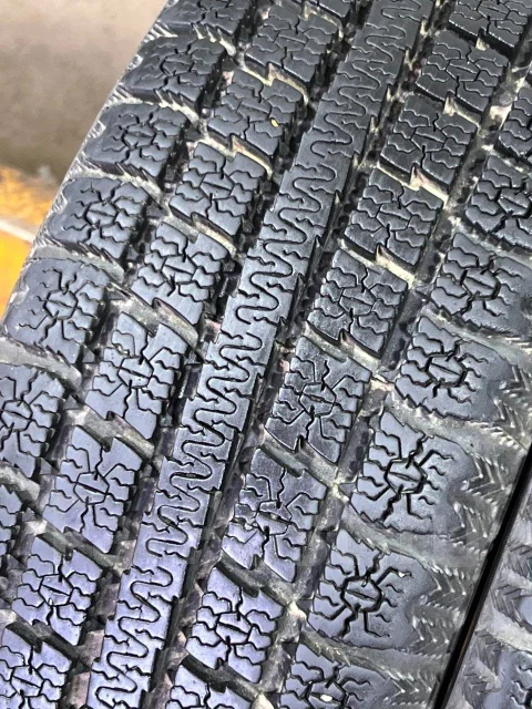 Toyo Garit G4. ������, ��� �����, 2011 ���, �/�, ����� 5 % ����