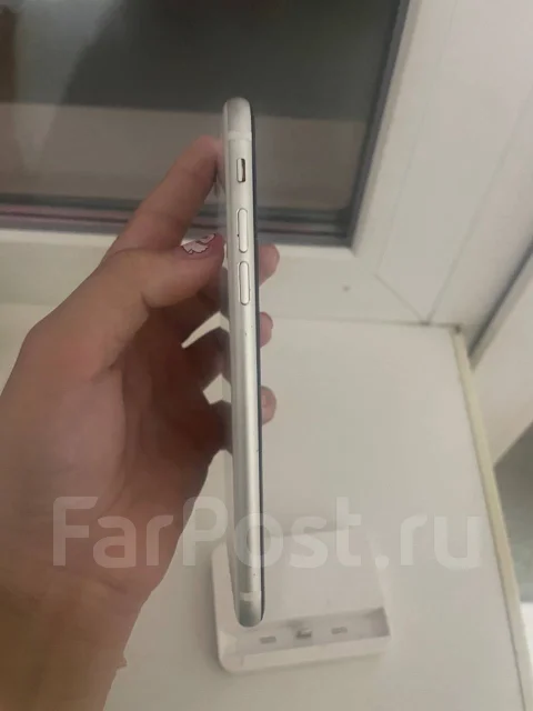 Apple iPhone SE. �/�, 128 ��, ����� ����