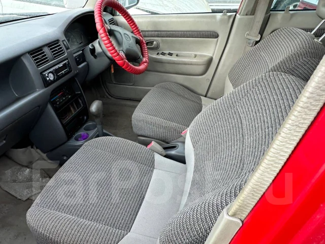 Mazda Demio. DW3W ����
