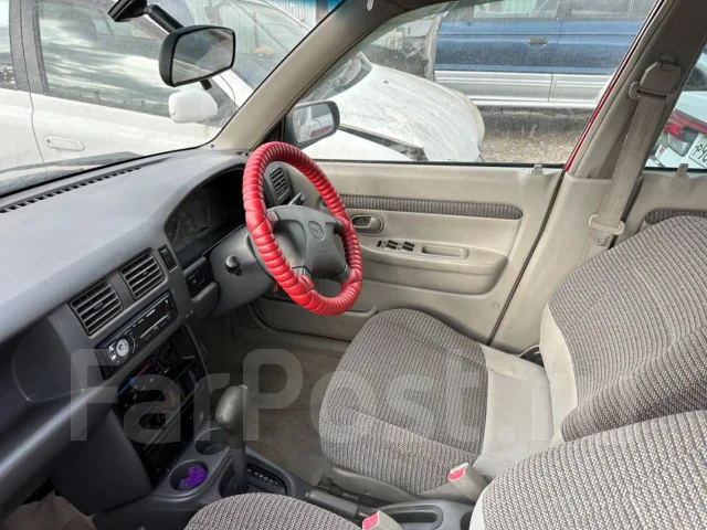 Mazda Demio. DW3W ����