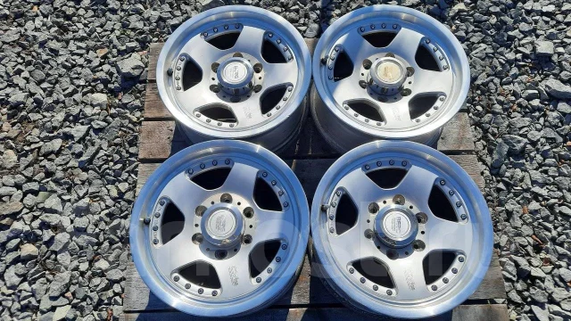 Berg. 7.0x16", 6x139.7, ET20 ����