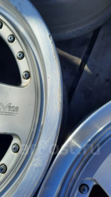 Berg. 7.0x16", 6x139.7, ET20 ����