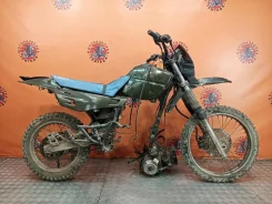 Yamaha XT 400 ����
