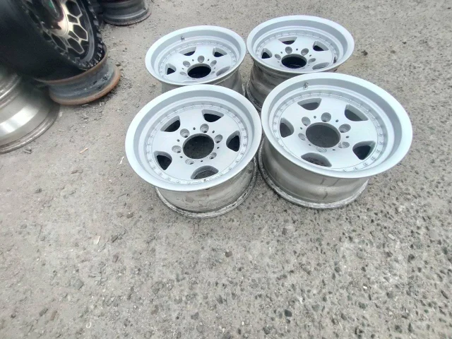Mayhem Monsters. 8.0x15", 6x139.7, ET-10, �� 110���. ����