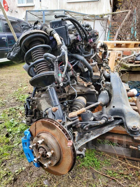 Nissan Presage. HU30, VQ30 ����