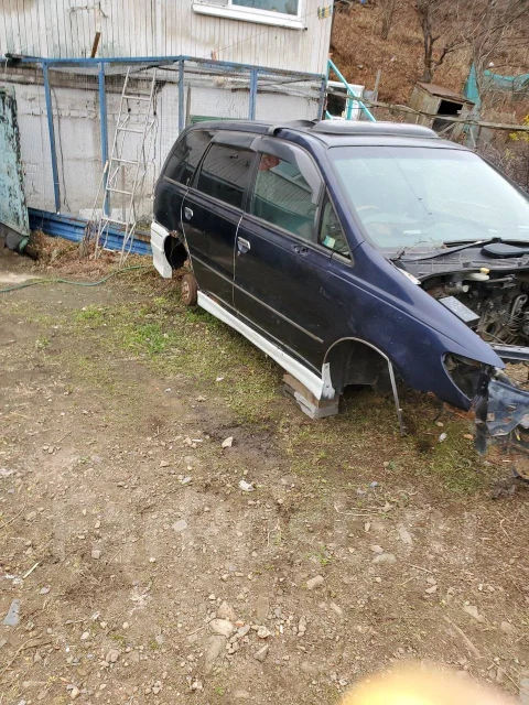 Nissan Presage. HU30, VQ30 ����