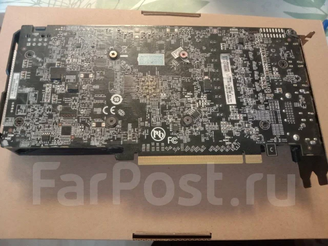 Radeon RX 590 ����