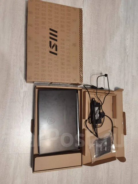 MSI Katana. 17.3", 4,7����, ��� 16 ��, ���� 64���, WiFi: 1, Bluetooth: 1 ����