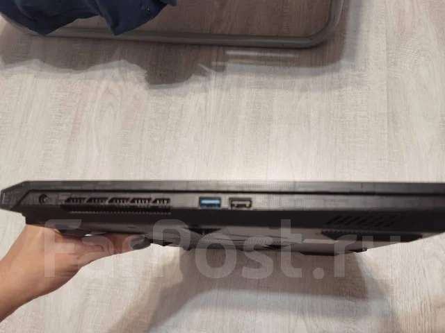 MSI Katana. 17.3", 4,7����, ��� 16 ��, ���� 64���, WiFi: 1, Bluetooth: 1 ����