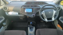 Toyota Aqua. �������, ��������, 1.5, ������, 111����. �� ����