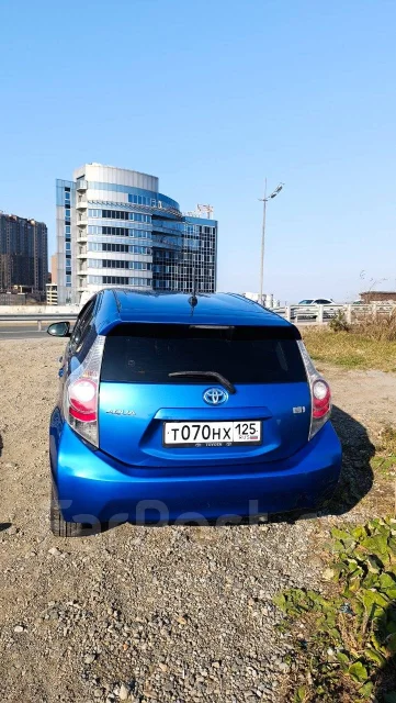 Toyota Aqua. �������, ��������, 1.5, ������, 111����. �� ����