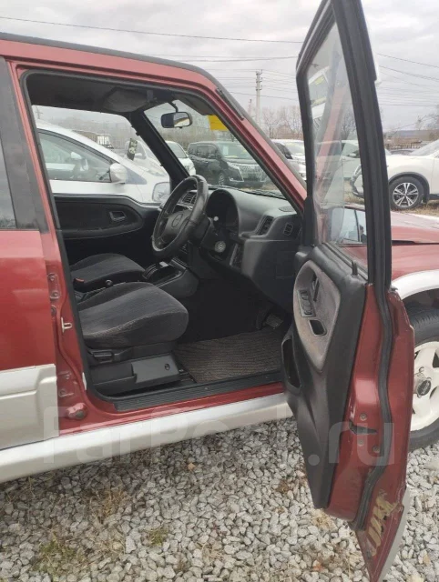 Suzuki Escudo. �������, 4wd, 2.0 (78��.�.), ������, 205����. �� ����