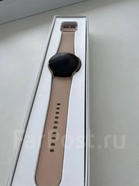 Samsung Galaxy Watch4 ����