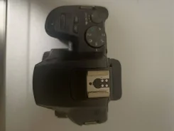 Canon EOS 250D Kit ����