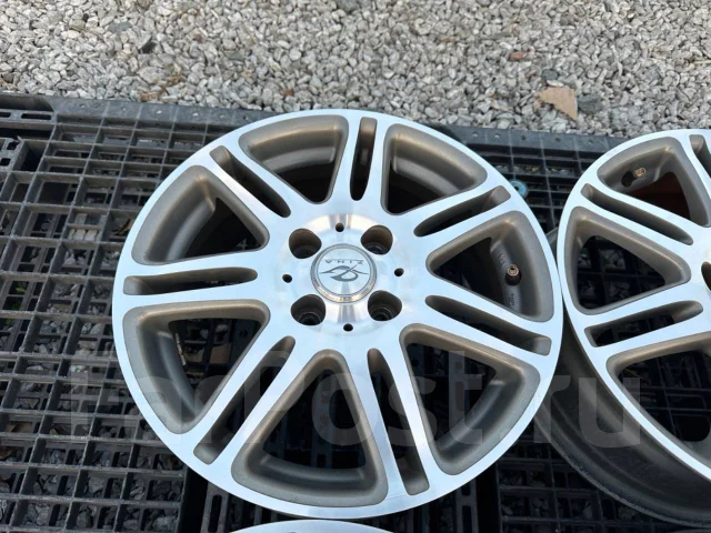 Topy Zina. 6.0x15", 4x100, ET42, �� 73,1���. ����