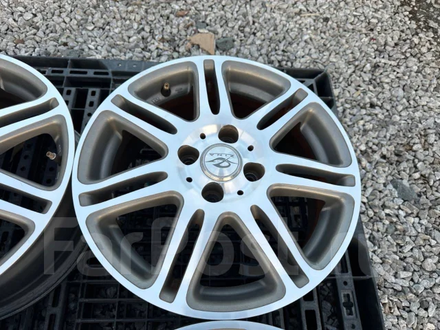Topy Zina. 6.0x15", 4x100, ET42, �� 73,1���. ����