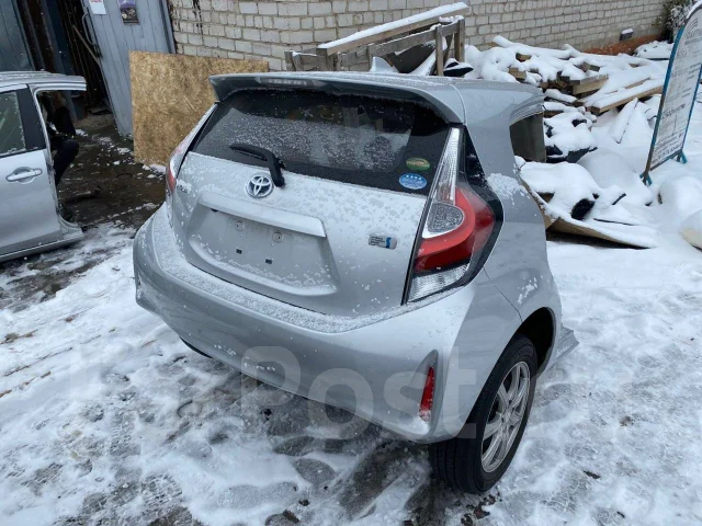 Toyota Aqua. NHP10, 1NZFXE ����