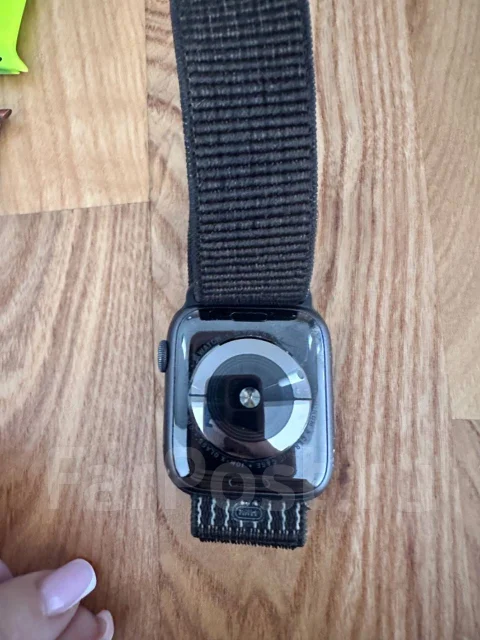 Apple Watch Series 5 Nike+ ����
