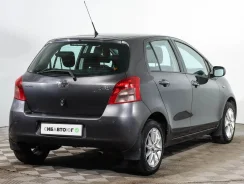 Toyota Yaris. HETVEK 5 DB ����