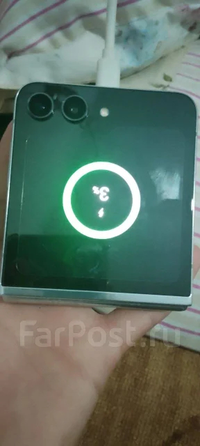 Samsung Galaxy Z Flip5. �����, 256 ��, ���������, ����������, 5G, NFC ����