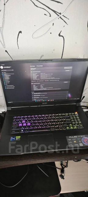 MSI Pulse 17. 17", 2,6����, ��� 32 ��, ���� 2 000���, WiFi: 1, Bluetooth: 1 ����