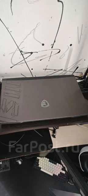 MSI Pulse 17. 17", 2,6����, ��� 32 ��, ���� 2 000���, WiFi: 1, Bluetooth: 1 ����