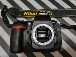 Nikon D300s. 10 - 14.9 ��, ���: ��� ���� ����