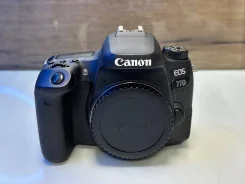 Canon EOS 77D Body ����