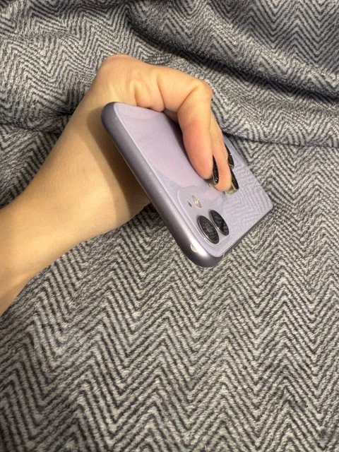 Apple iPhone 11. �/�, 128 ��, ����������, 3G, 4G LTE ����