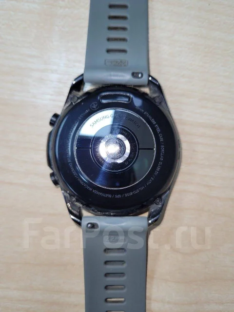 Samsung Galaxy Watch3. NFC ����