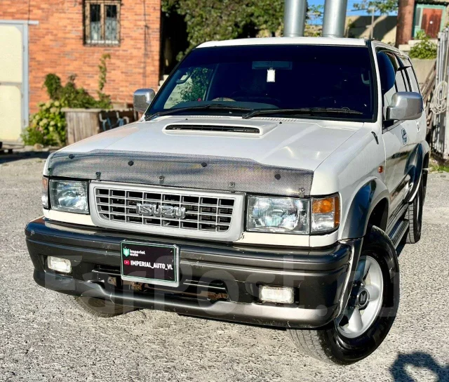 Isuzu Bighorn. �������, 4wd, 3.1 (135��.�.), ������, 263 000����. �� ����