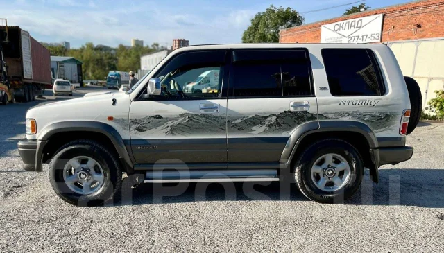 Isuzu Bighorn. �������, 4wd, 3.1 (135��.�.), ������, 263 000����. �� ����