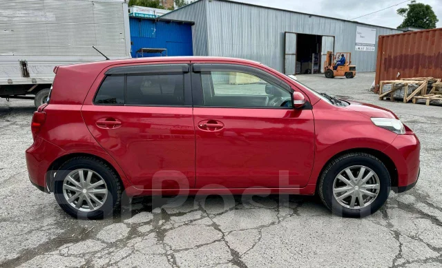 Toyota ist. ��������, ��������, 1.5 (109��.�.), ������, 163 000����. �� ����